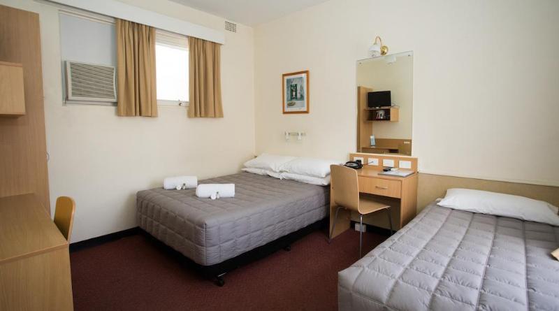 Cowra Motor Inn Exterior photo
